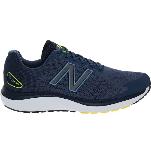 New Balance Footwear M680CN7